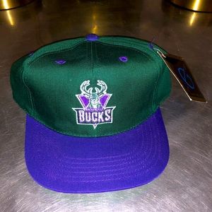Vintage 90s NBA Bucks Toddler Snapback Green Purple By The G-Cap Ages 2-4 Yrs